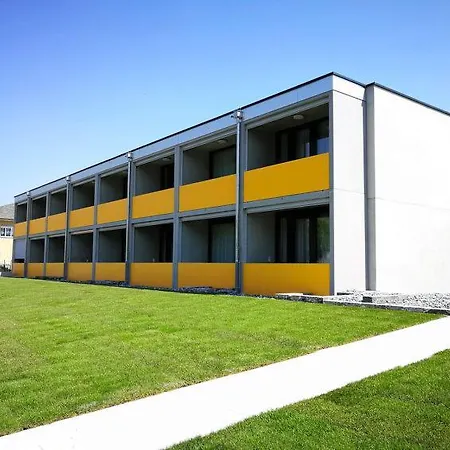 Hinterforst Sleeps 4 Wifi T750746 Apartment *